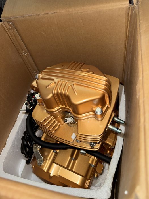 Lochin 150 motor sotiladi