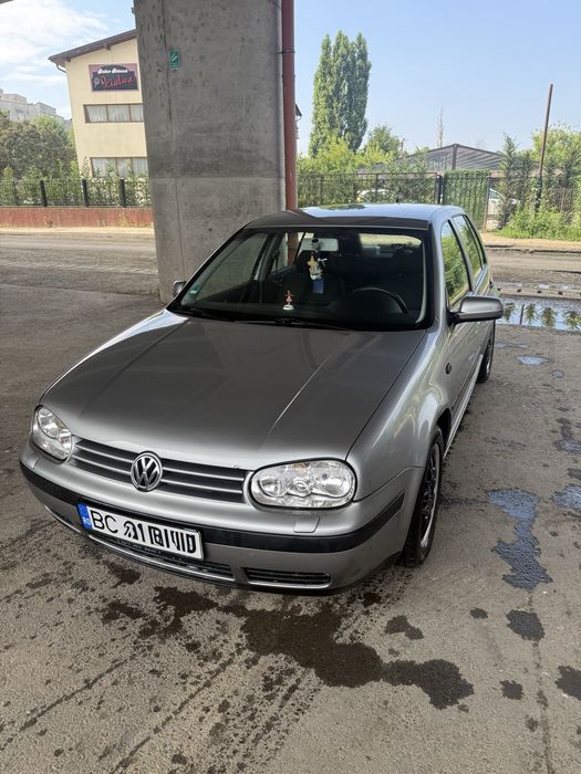 VOLKSWAGEN Golf 2002 — imagine 4