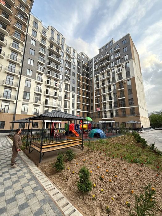 Продаётся квартира ЖК Авиасозлар плаза 4 комнатная