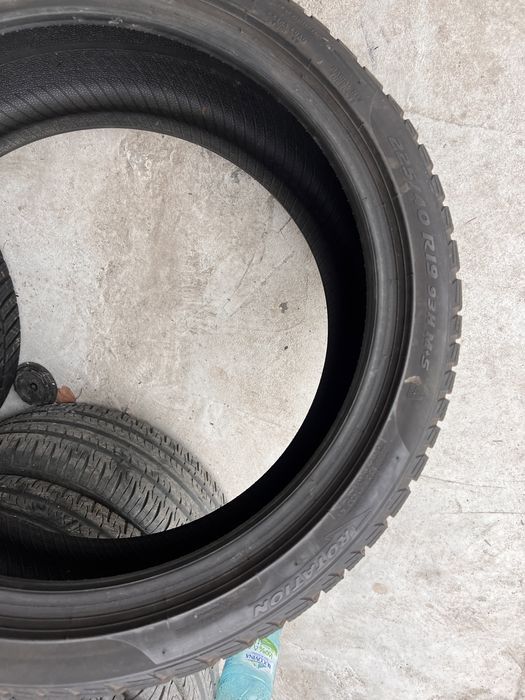 1 anvelopa iarna 225/40/19 , pirelli , 6.8 mm , dot 2020