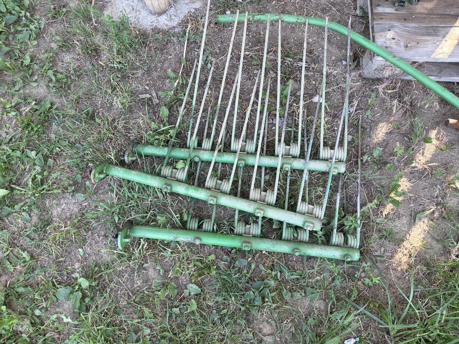 Dezmembrez grebla Stoll 335 4DVS