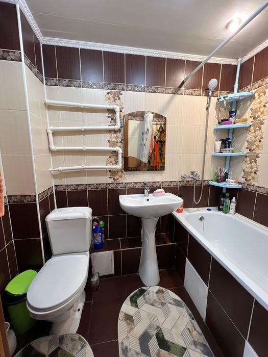 Срочно 4 ком. Кв район Тайги