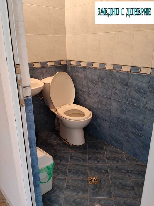 Уникална триетажна къща в гр,СВОГЕ, сред  живописното Искърско Дефиле