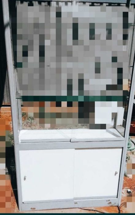 Витрины разные, для посуды/ювелирки, б/у