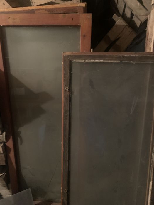 Каса с прозорци , дървена дограма , втора употреба