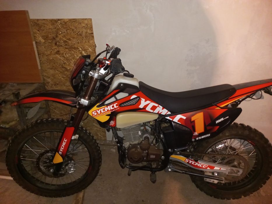 Эндуро Мотоцикл Sycmcc 250 куб ТОРГ!