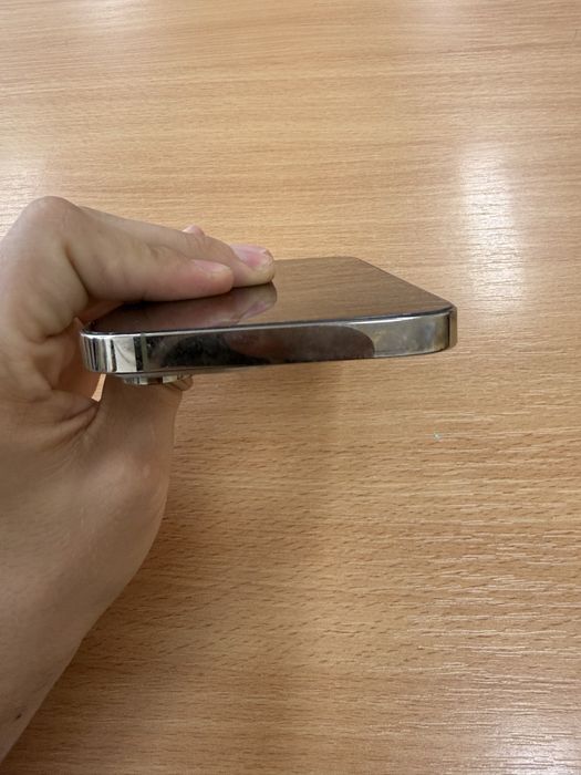 iPhone 14 Pro Max pentru piese / dezmembrări – mufa de incarcare + display defect