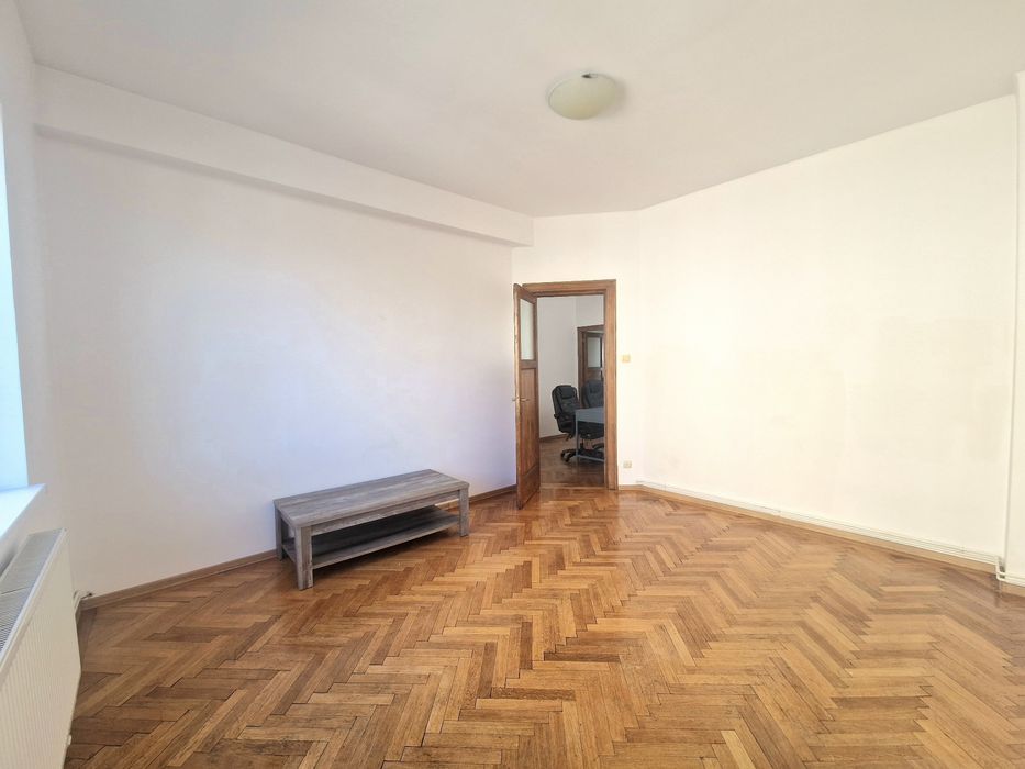 3 camere | Ateneu - Magheru | pretabil firma