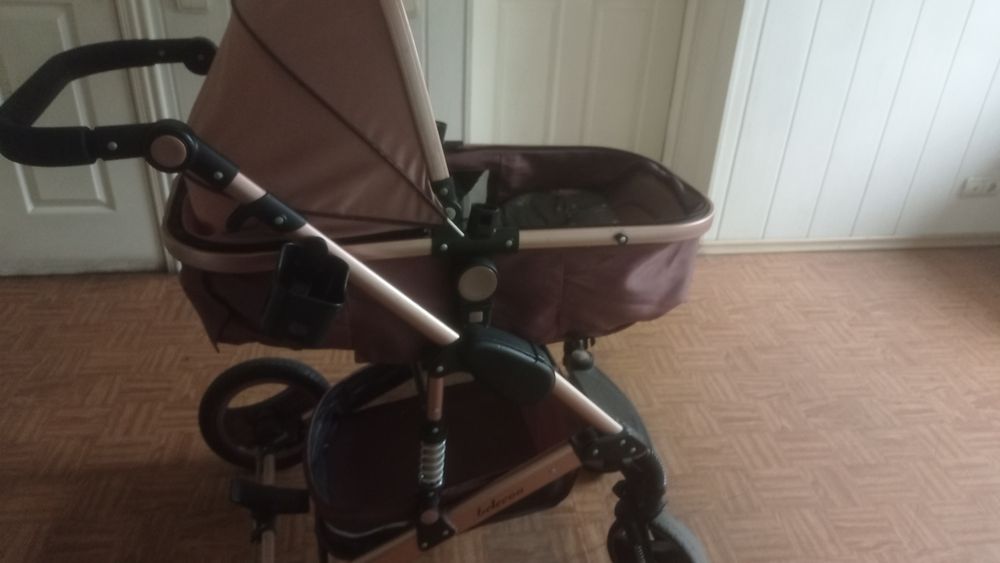 Продам коляску в хорошем состоянии