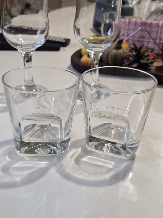 Микс стъклени чаши