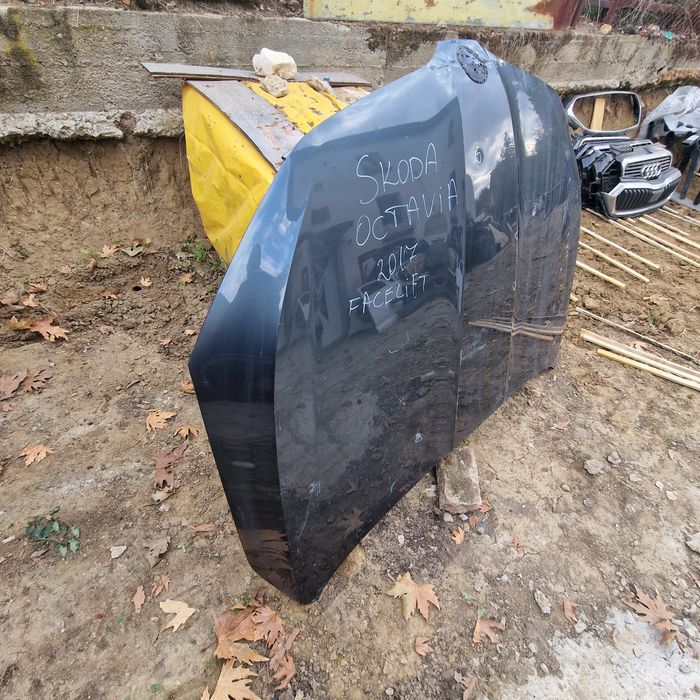 Skoda Octavia 2017 face lift преден капак