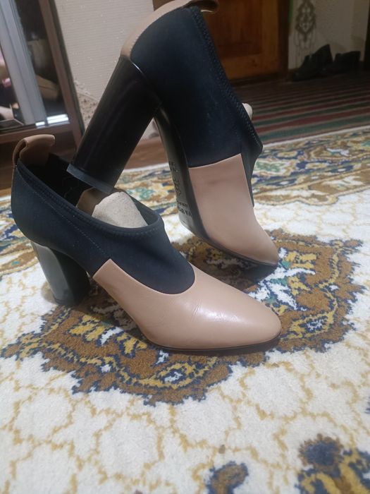 Продам итальянские туфли.