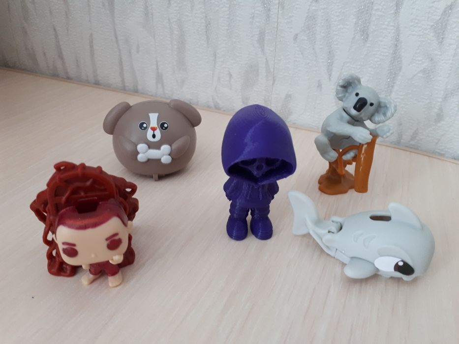 Киндеры разного размера