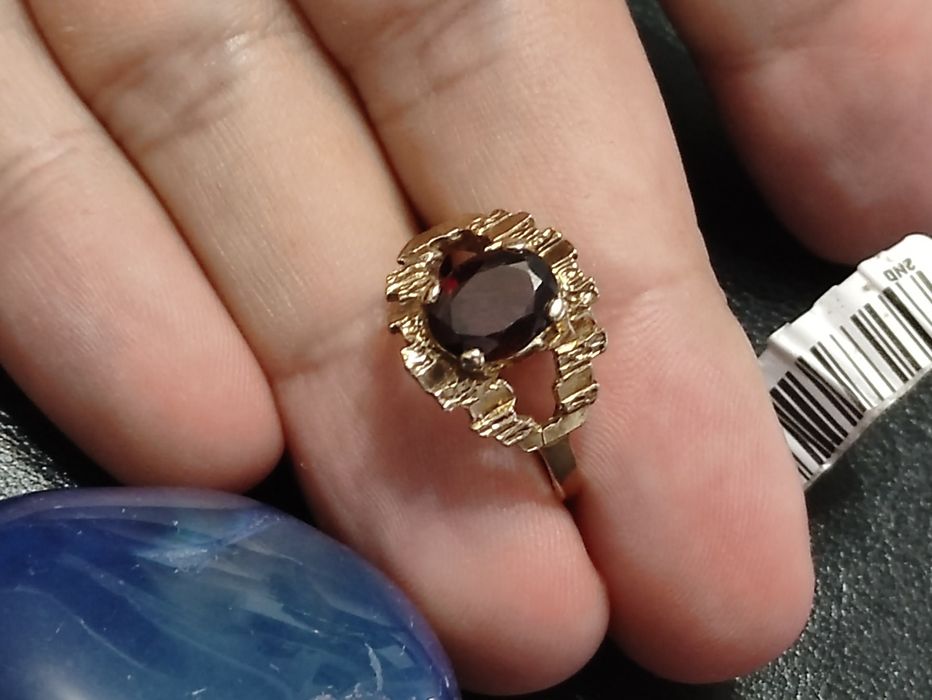 Златен Пръстен / Рубин / Гарнет