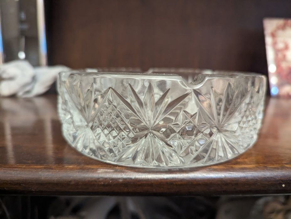 Продам 3 чешские пепельницы хрусталь