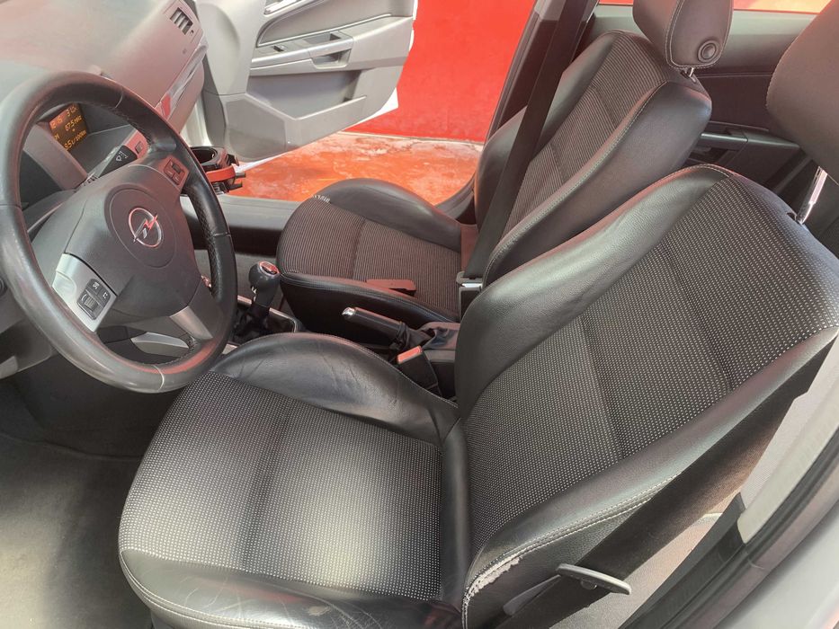Opel Astra H, 2004, 1.8 Benzină, 213.640 km – 1800€ negociabil