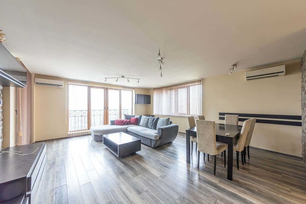 Просторен тристаен апартамент в ж.к.Бриз-от собственик