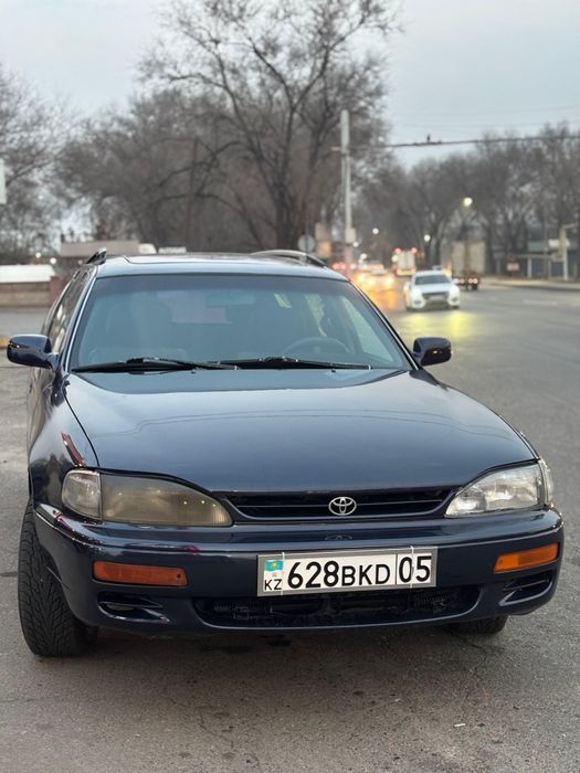 Toyota camry 10 универсал