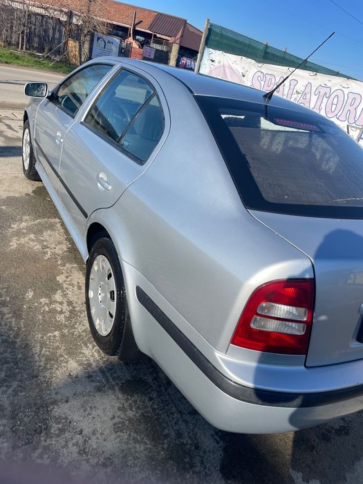 Vând Skoda Octavia 1