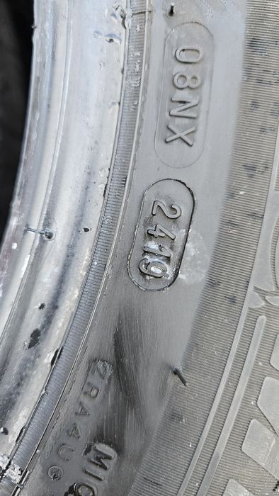 4бр гуми 215 60 16 мишелин