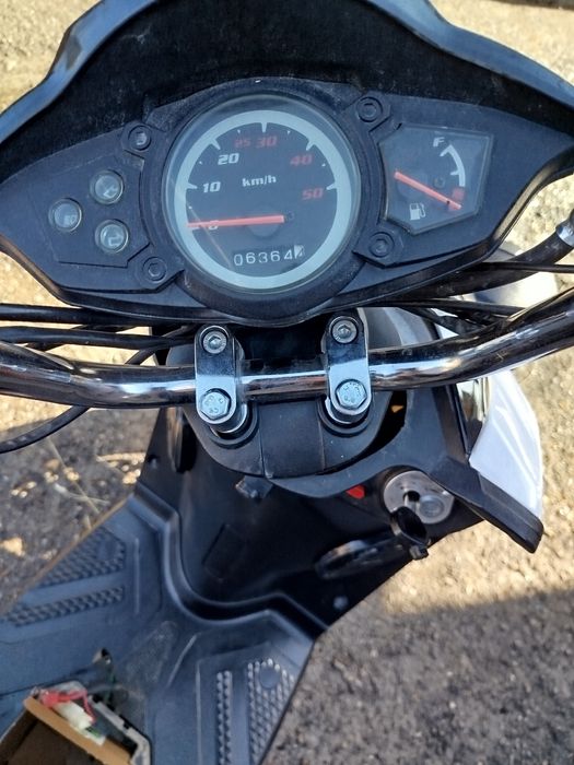 Продам бумер 150 куб