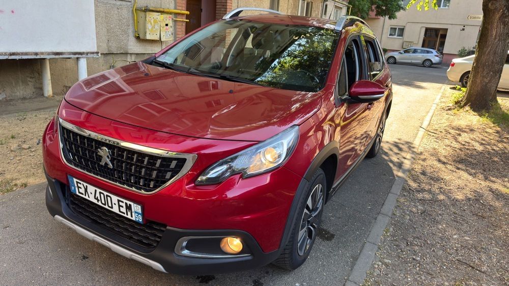 PEUGEOT 2008