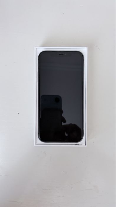 IPhone 11 128GB в хорошем состоянии