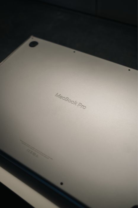 Macbook M1 pro 16