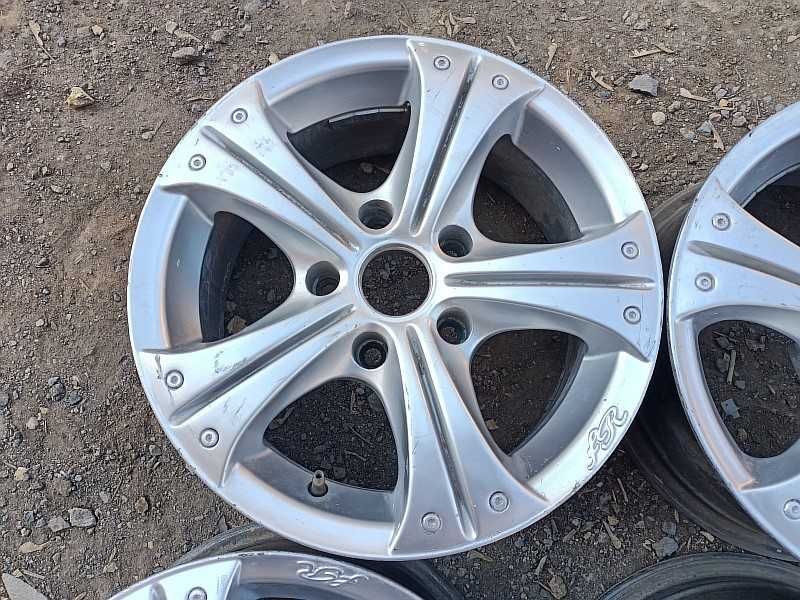 Продам легкосплавные диски на автомашину БМВ 5 е39