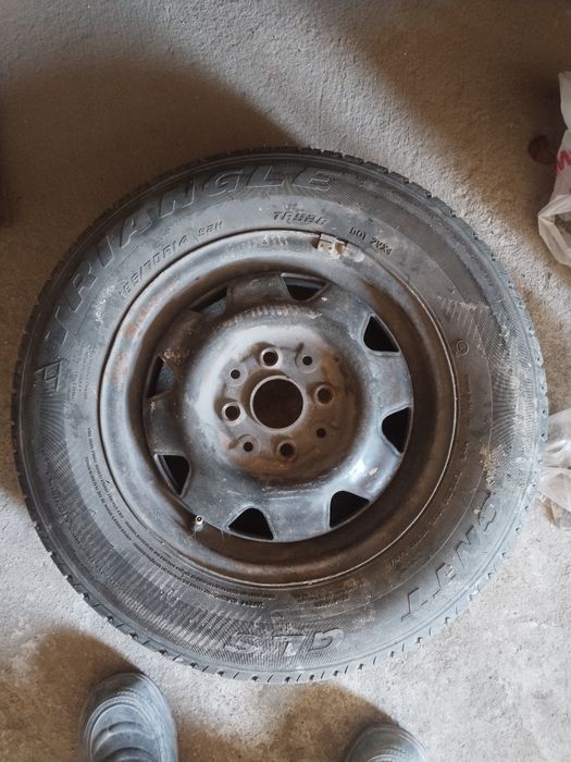 Летние шины почти новые