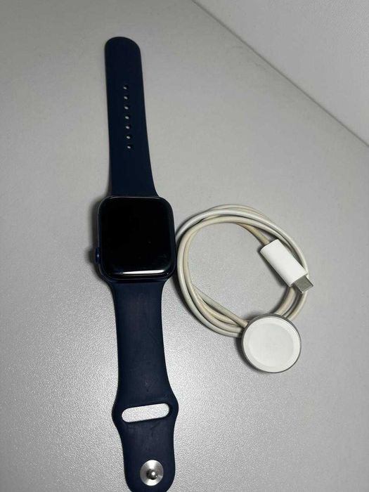 Apple Watch Series 6 44mm(г.Астана ул. Мангилик ел 17) лот 1210\159