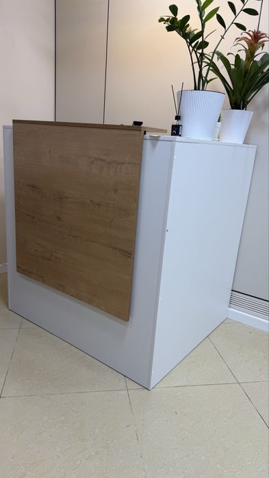 Ресепшн в хорошем состоянии