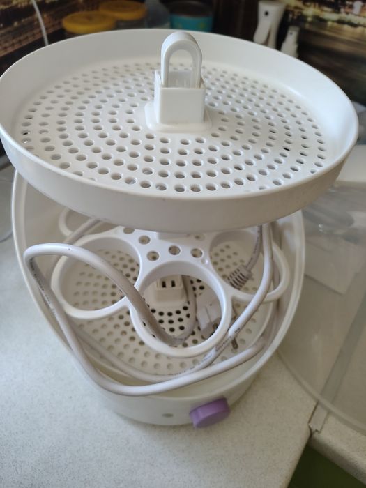 Стерилизатор за бебешки прибори