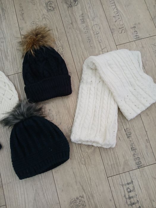 Шапки  и  шалове