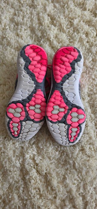 Adidasi Nike Flex