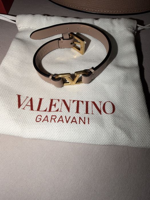 Valentino Garavani V Logo Дамска Кожена Чанта