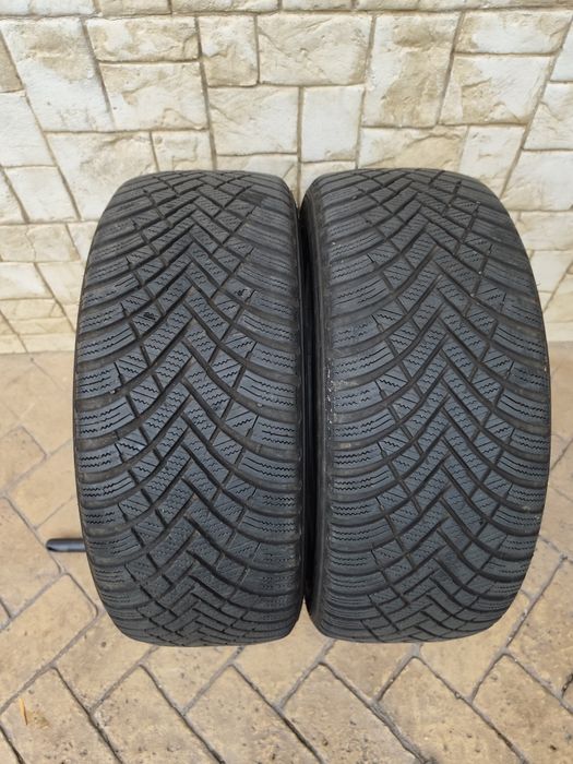 Зимни гуми Hankook 225/45/17dot 25   2254517