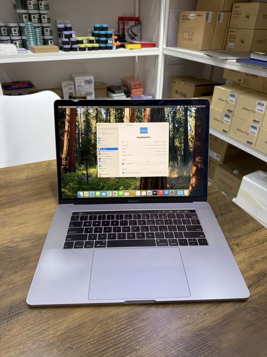 Macbook Pro 256g