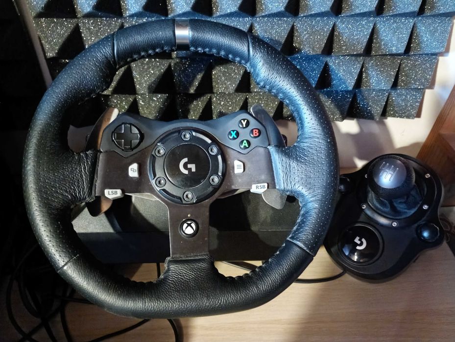 Logitech g920 + Shifter волан, скорости и педали.