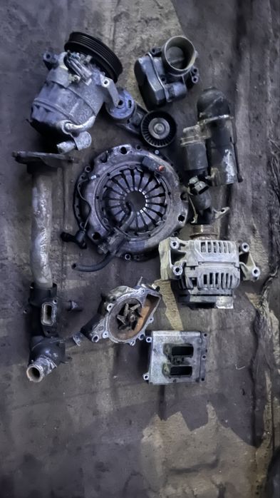 Запчас вектра с 2003