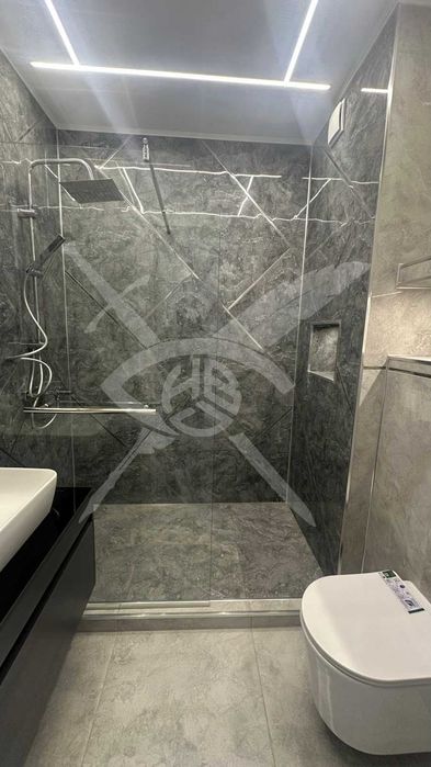 Продава се Двустаен апартамент в Бургас, Славейков - 78 кв.м за 1144 €/кв.м - Снимка #5