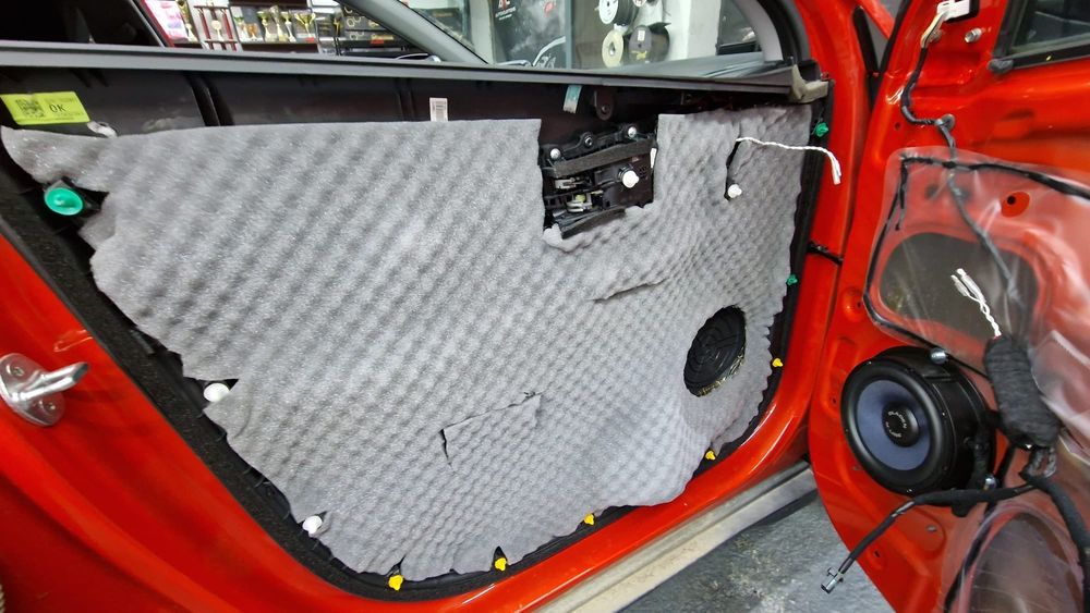 Insonorizare auto profesionala