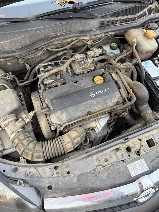 Opel Astra GTC  1.6 benzina