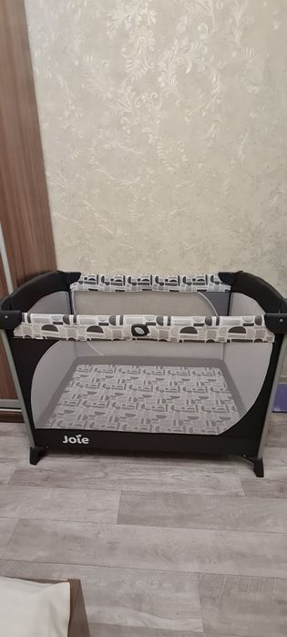 Прдам кроватку -манеж