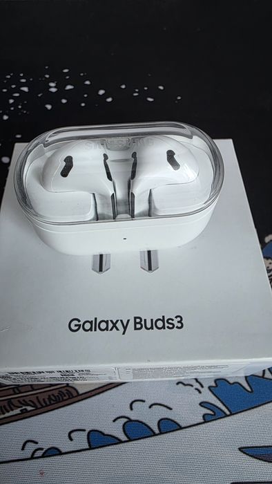 Vand casti Samsung buds 3