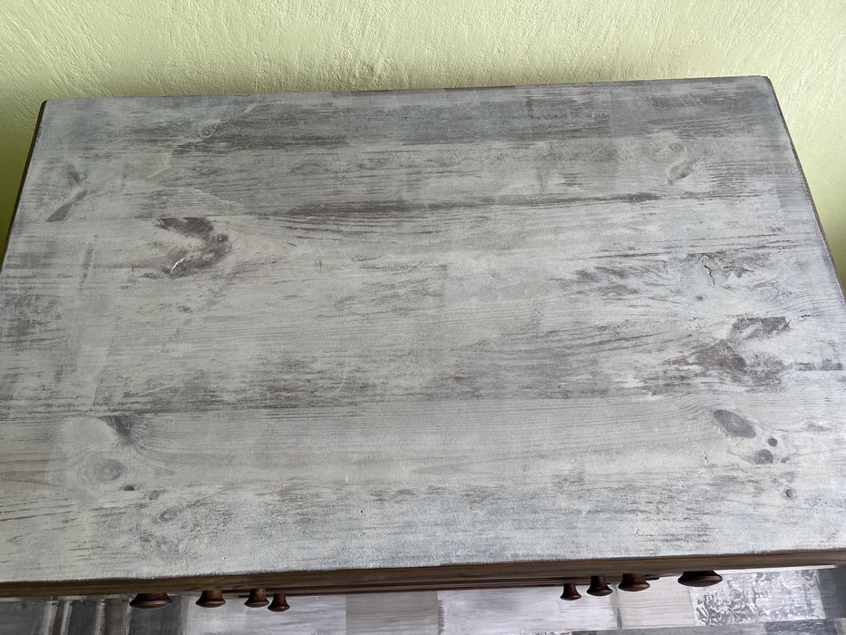 Реставриране на масивни дървени мебели