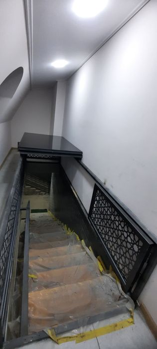 Darvaza kaletka naves kazerok perela