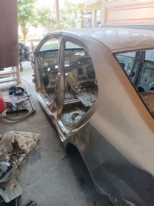 Продается Кузов Кобалта.