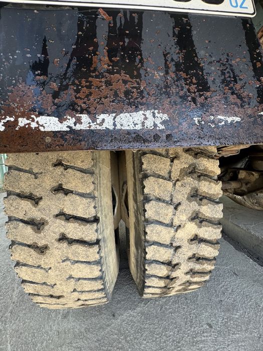 zil samosval sotiladi ideal holatda