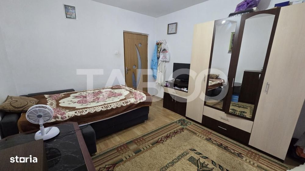 Apartament de vanzare 2 camere decomandate in zona Parcului din Strand